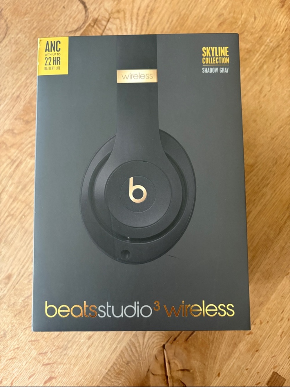 Beats Wireless Over-Ear Headphones in Shadow Gray with Gold Accents Studio 3